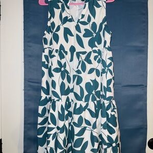 Floral Sleeveless Casual Dress - Green and White